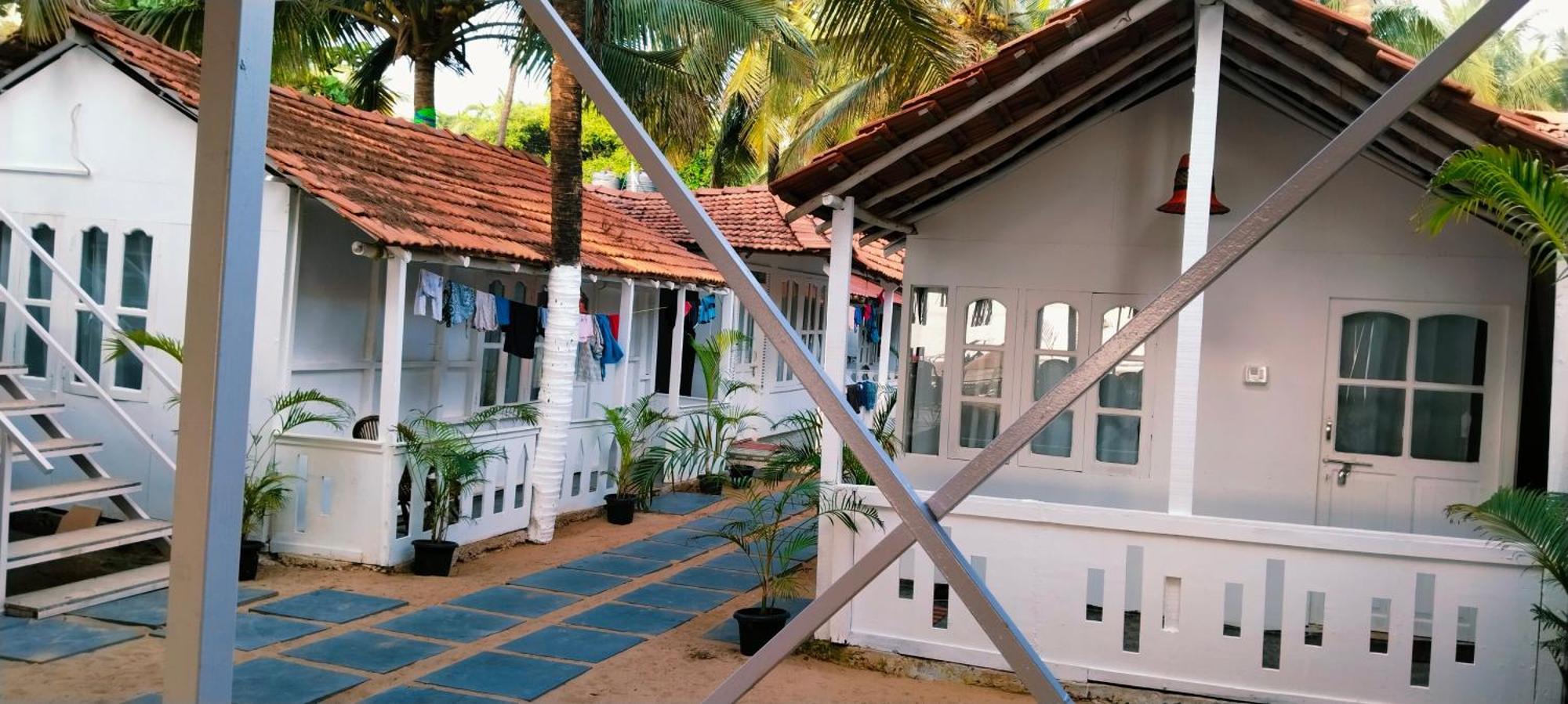 Baywatch Beach Resort Patnem Canacona Habitación foto
